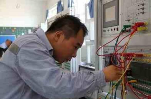 江苏低压电工证怎么考在哪里报名大概多少钱(江苏低压电工证报名)