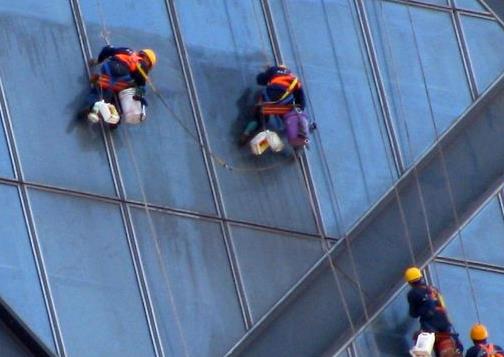 惠州登高证和高空作业证是一个证不