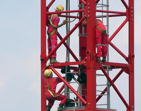 梅州登高证与高空作业证哪个实用(登高证 高空作业证)