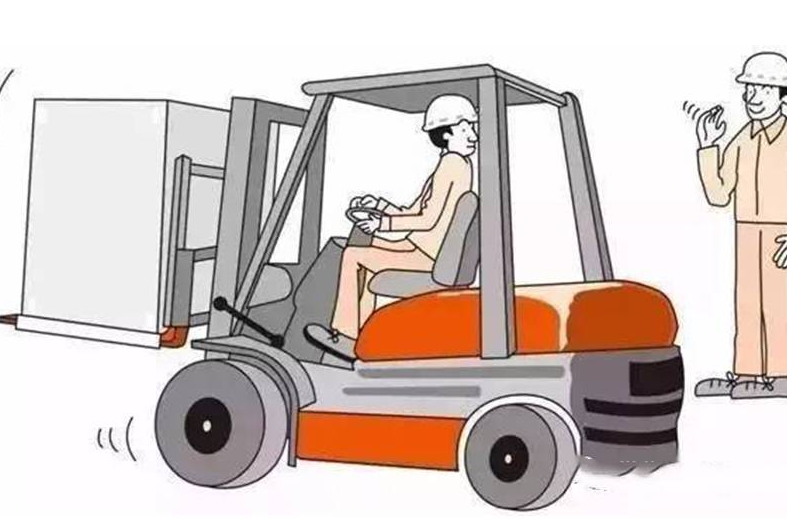 叉车