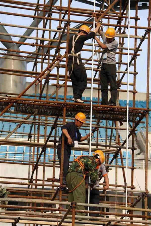 架子工证