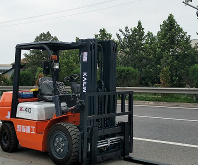叉车