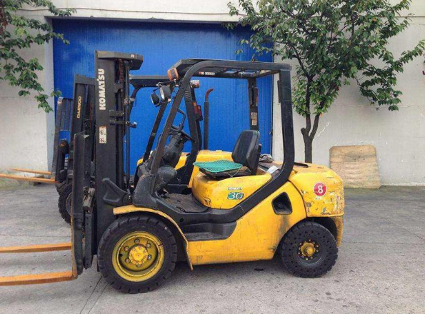 叉车