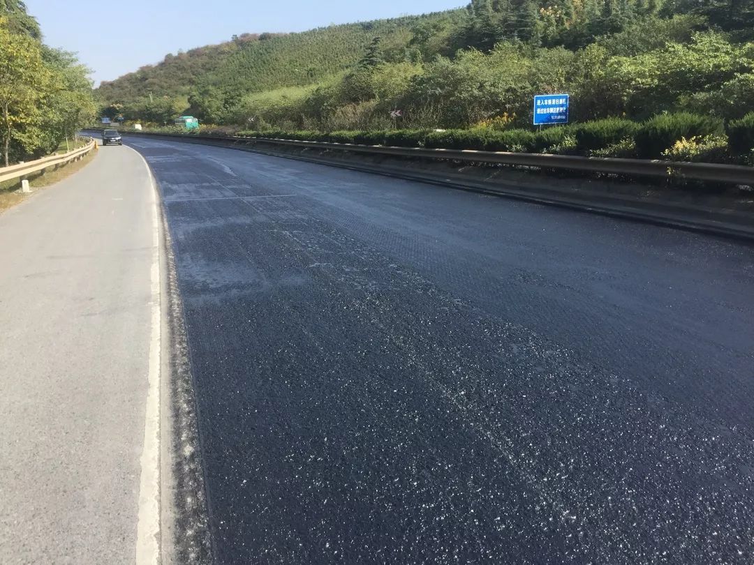公路养护工
