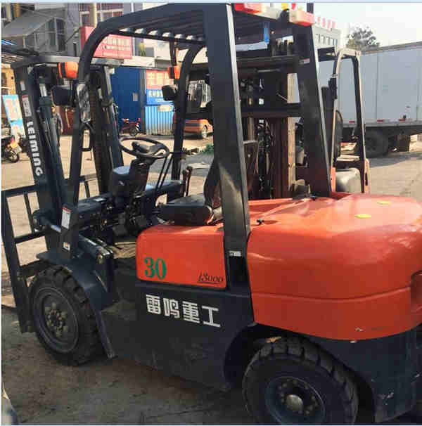 叉车