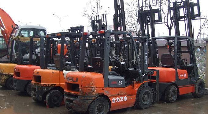 叉车